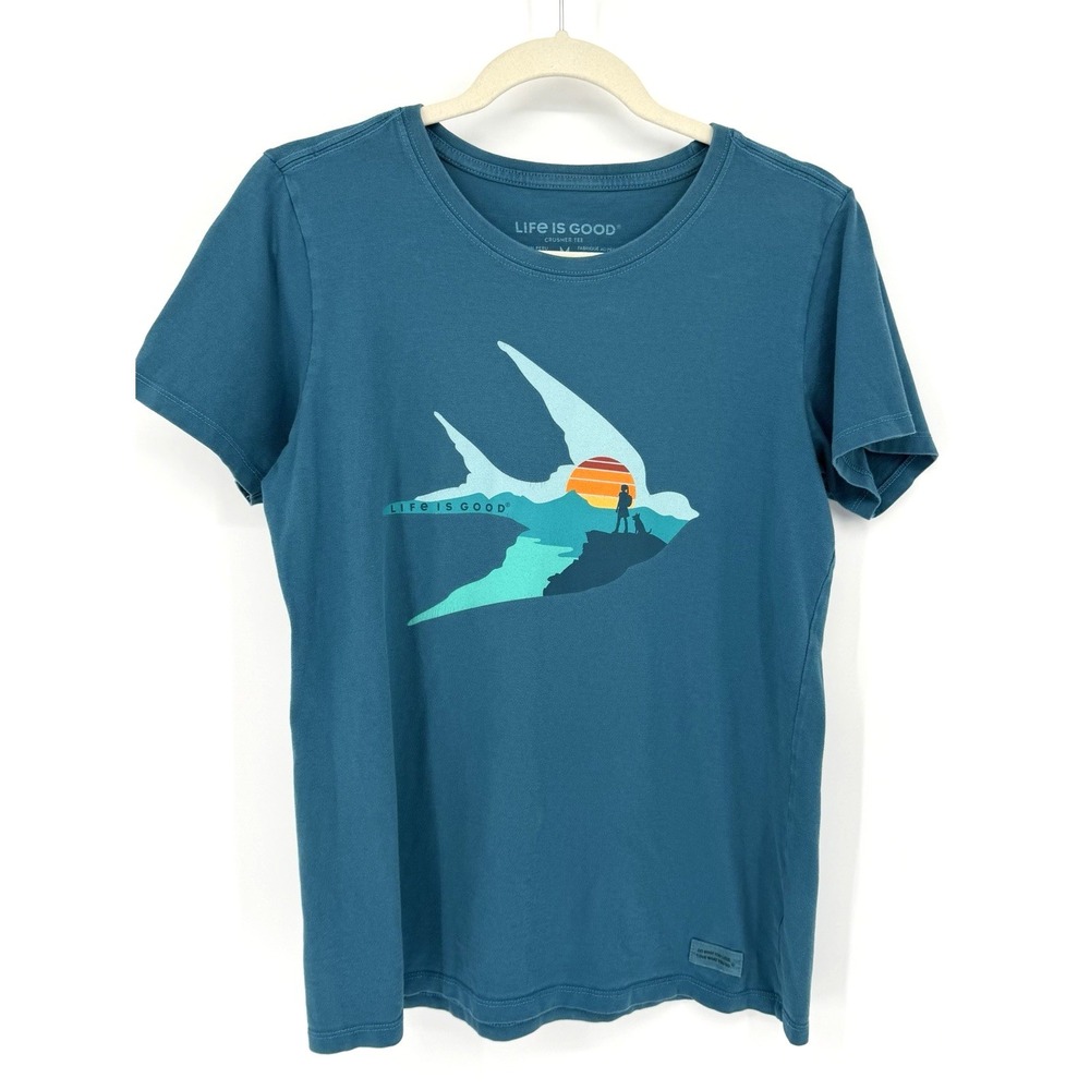 Life Is Good Crusher Tee Womens M Blue Short Sleeve Hiker/Dog Graphic Casual Tee